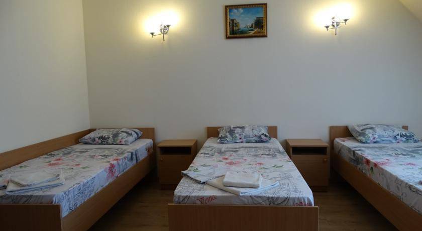 Фото Мини-отеля Emigrant  Лазаревское 16