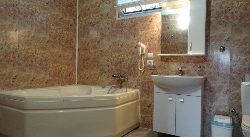 Фото Мини-отеля Emigrant  Лазаревское 1