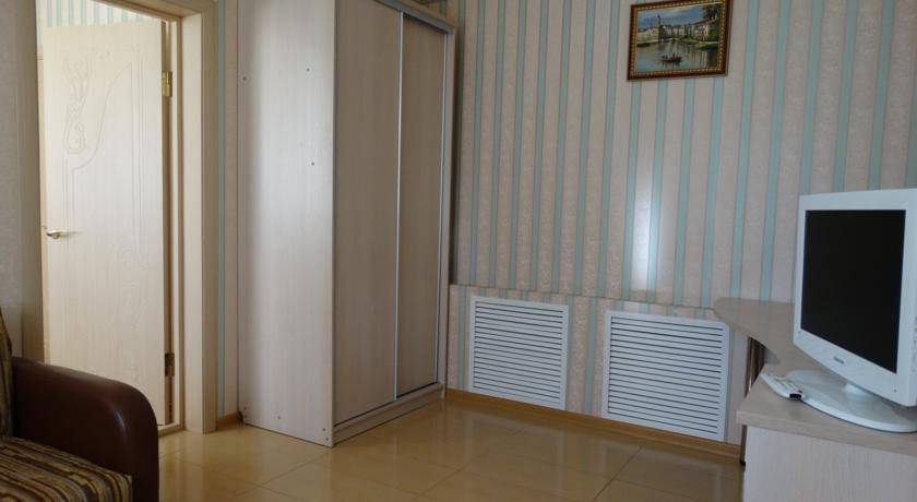 Фото Мини-отеля Emigrant  Лазаревское 6