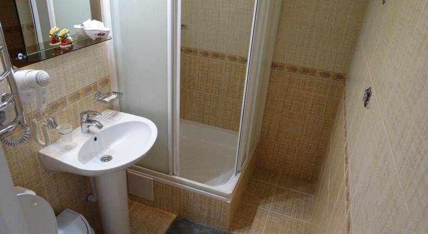 Фото Мини-отеля Emigrant  Лазаревское 18